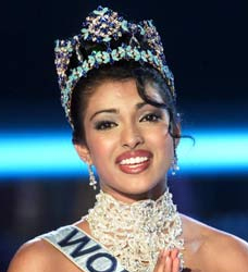 Indian Makeup on Webindia123 Indian Personalities Beauty Queens Priyanka Chopra
