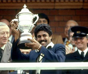 Kapil Dev lifts world cup for India
