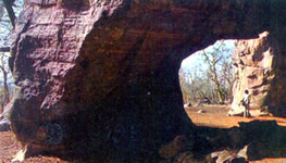Bhimbetka-neolithic rock
