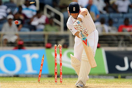 Indian team arguing with umpire