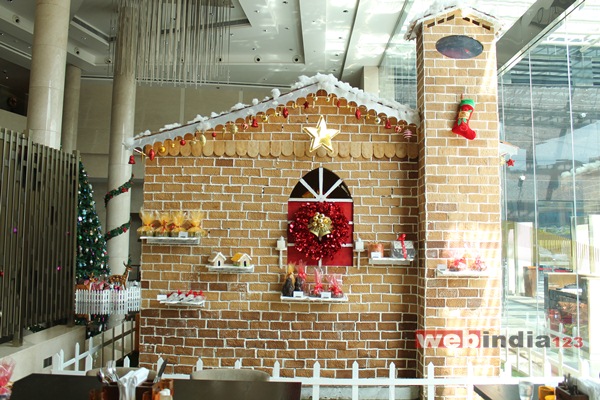 Biggest Gingerbread House in Kochi