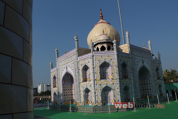 Taj Expo 2015