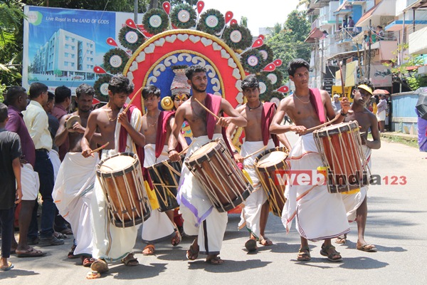 Thripunithura Athachamayam 2015