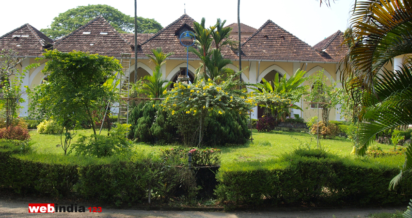 cochin tourist home ernakulam