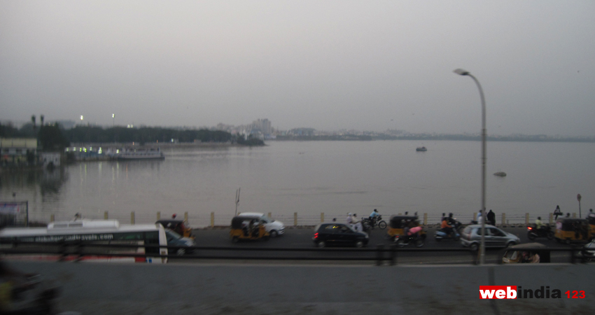 hussain-sagar-lake.jpg