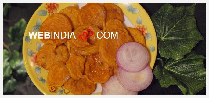 Ulli Bajji or Onion Bhaji