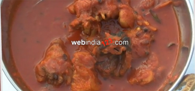 Chicken Kudampuliyittathu