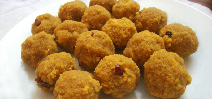 Moong Dal Ladoo