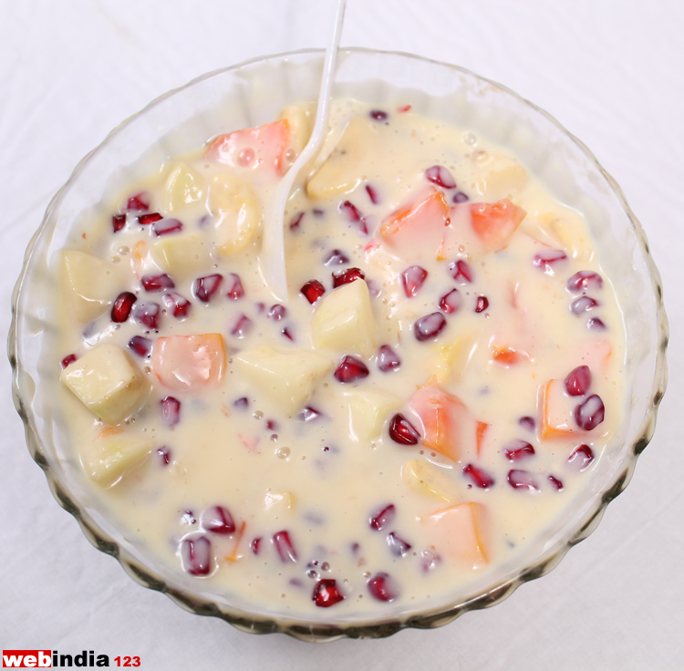 Mixed Fruit Custard