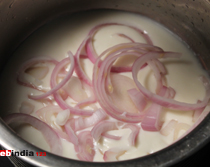 onion in buttermilk