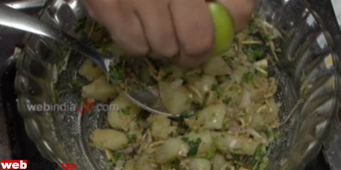 chopped onion, sev and salt