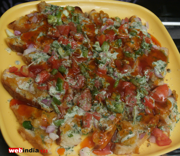 Bread Aloo Chaat