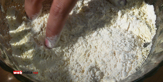 flour and cornmeal