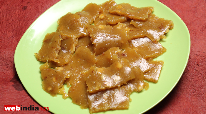 Pineapple halwa