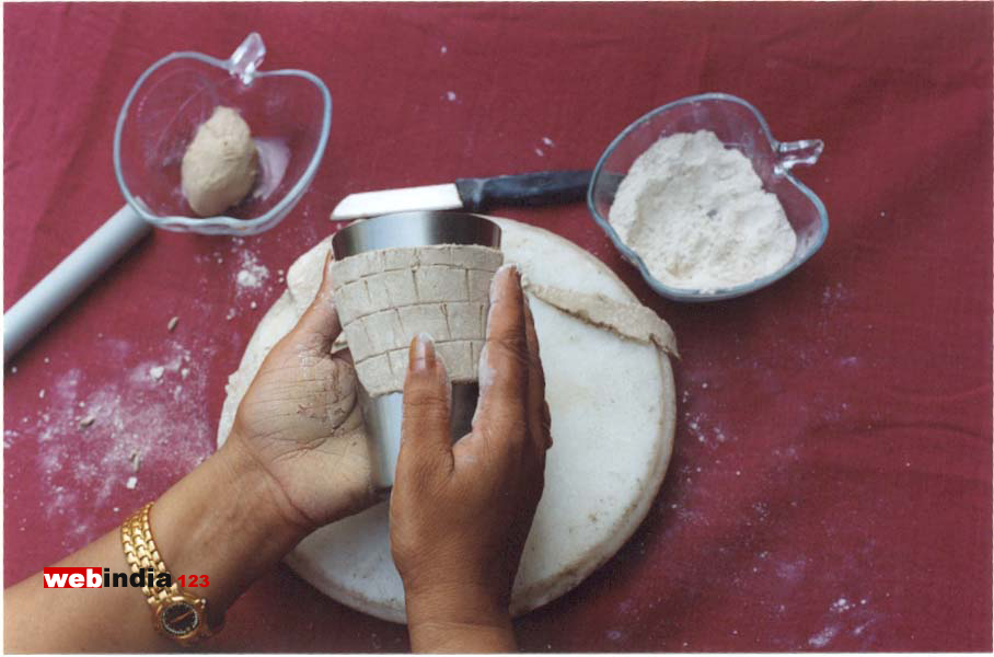 Shaping the basket