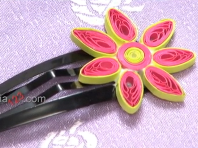 Quilled hair clip