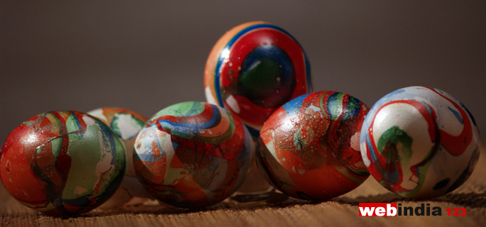 Water Marble Easter Eggs