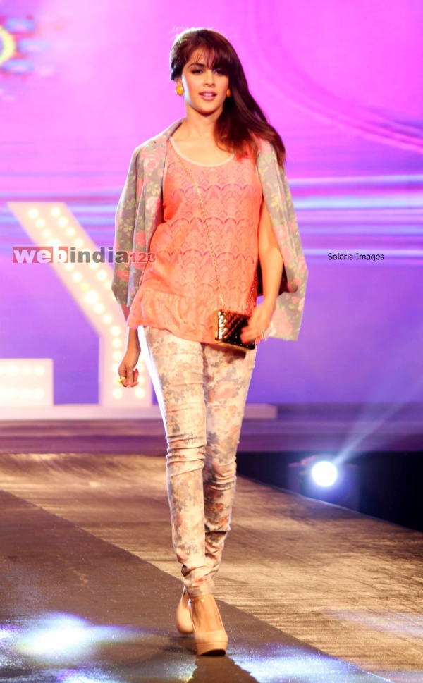 Allure+Fashion+Show