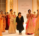 Fashion+designer+Pallavi+Jaikishan+walks+the+ramp+as+she+displays+her+outfits+during+the+Aamby+Valley+India+Bridal+Fashion+Week+%28IBFW%29+2013%2C+in+Mumbai%2C+India+on+November+29%2C+2013%2E