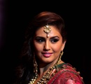 Bollywood+actor+Huma+Qureshi+walks+the+ramp+displaying+outfits+by+Ashima+Leena+during+the+Aamby+Valley+India+Bridal+Fashion+Week+%28IBFW%29+2013%2C+in+Mumbai%2C+India+on+December+2%2C+2013%2E