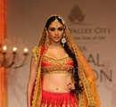Bollywood+actor+Aditi+Rao+Hydari+walks+the+ramp+showcasing+an+outfit+designed+by+Preeti+Mishram+Kapoor+during+the+Aamby+Valley+India+Bridal+Fashion+Week+%28IBFW%29+2013%2C+in+Mumbai%2C+India+on+December+3%2C+2013%2E