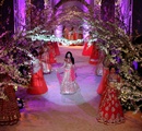 Bollywood+actor+Jacqueline+Fernandez+display+the+creation+by+designer+Jyotsna+Tiwari+during+the+Aamby+Valley+India+Bridal+Fashion+Week+%28IBFW%29+2013%2C+in+Mumbai%2C+India+on+November+29%2C+2013%2E