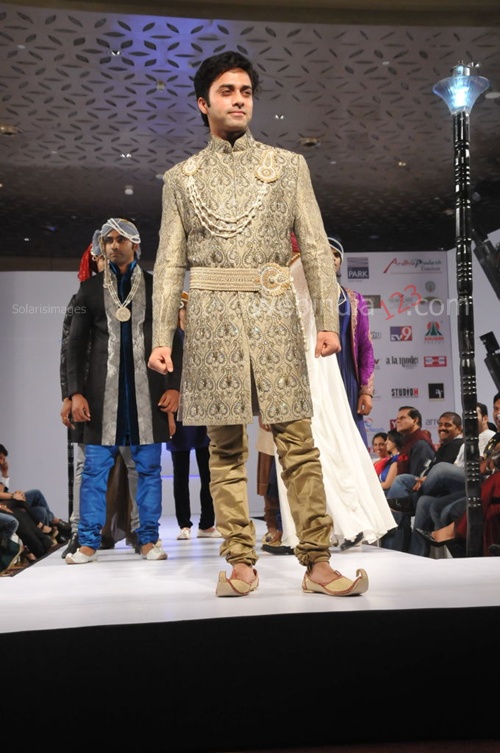 India+Fashion+Street