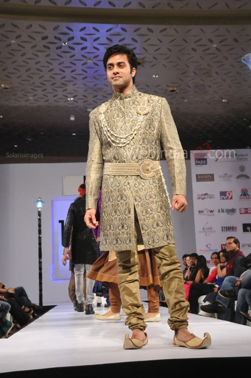 India+Fashion+Street