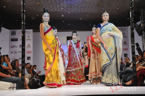India+Fashion+Street