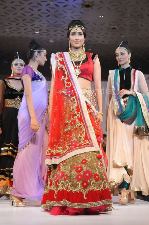 India+Fashion+Street