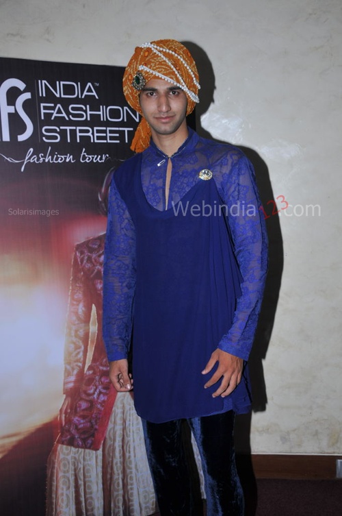 India+Fashion+Street