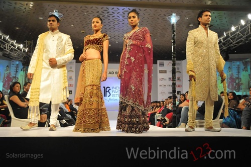 India+Fashion+Street