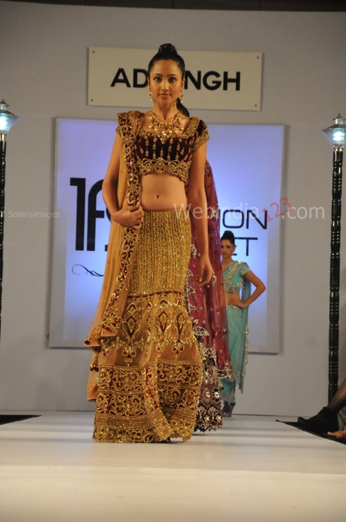 India+Fashion+Street