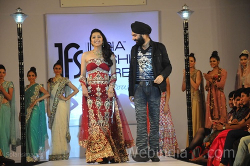 India+Fashion+Street