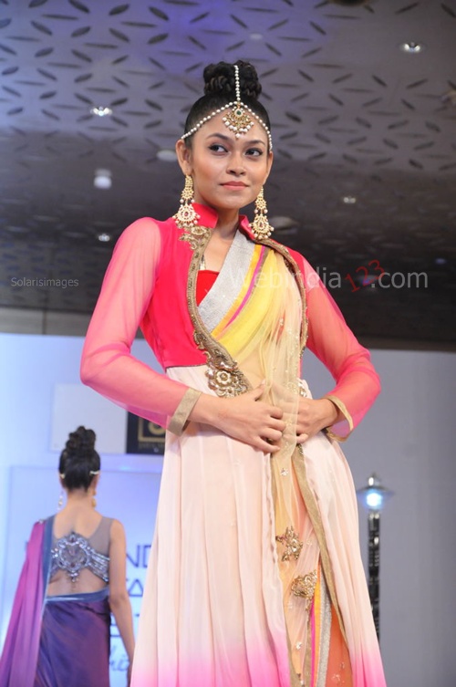 India+Fashion+Street