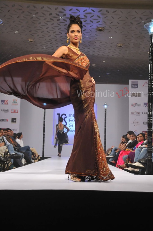 India+Fashion+Street