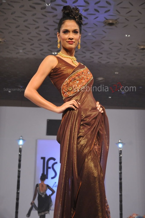 India+Fashion+Street