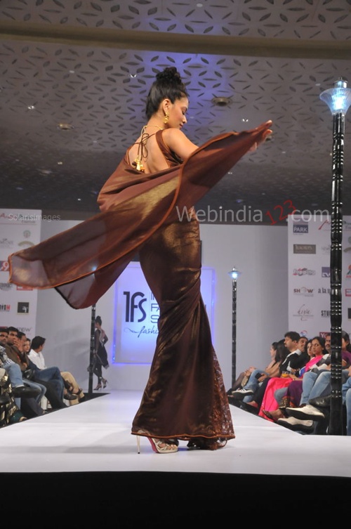 India+Fashion+Street