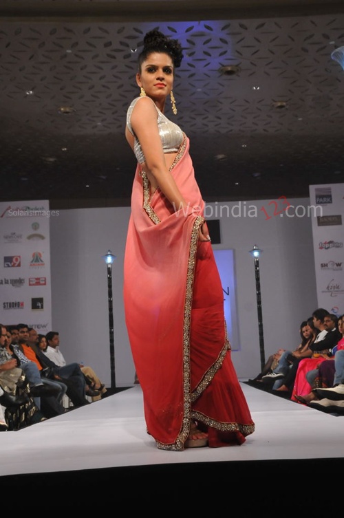 India+Fashion+Street