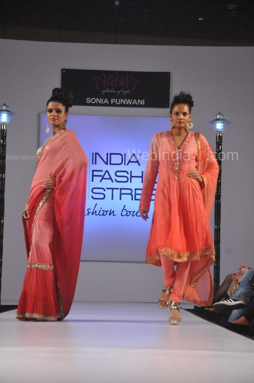 India+Fashion+Street