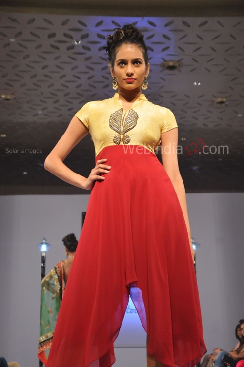 India+Fashion+Street