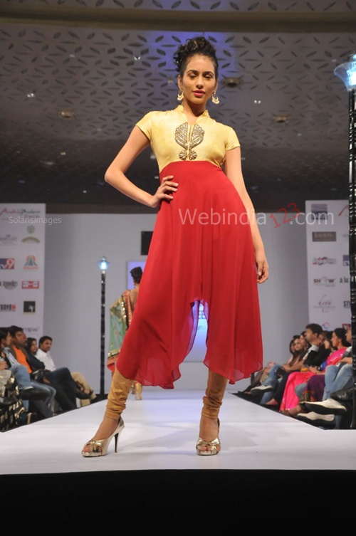 India+Fashion+Street