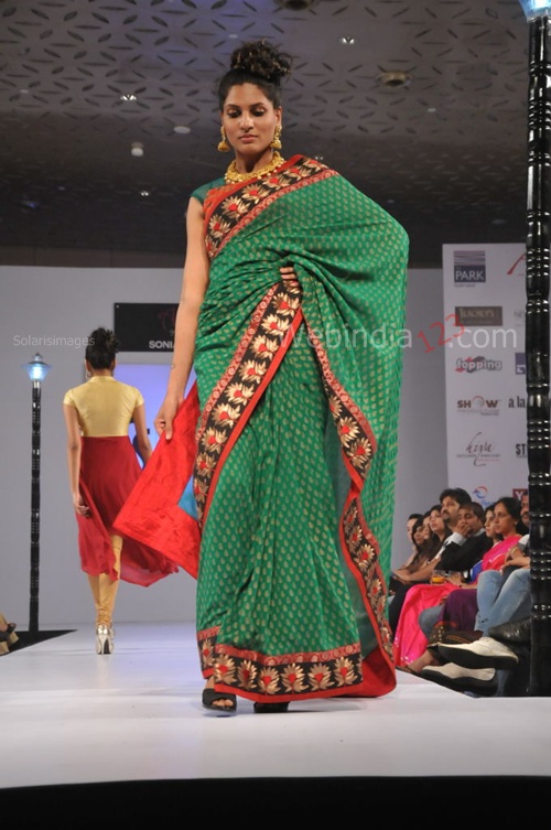 India+Fashion+Street