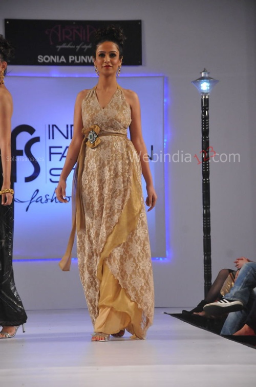 India+Fashion+Street