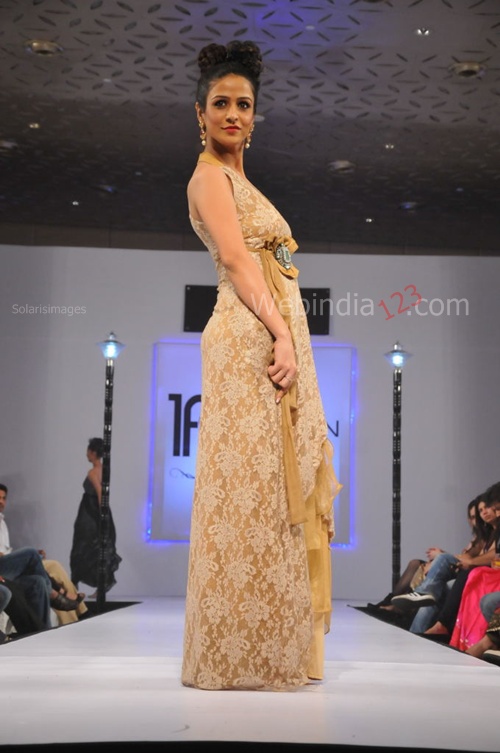 India+Fashion+Street