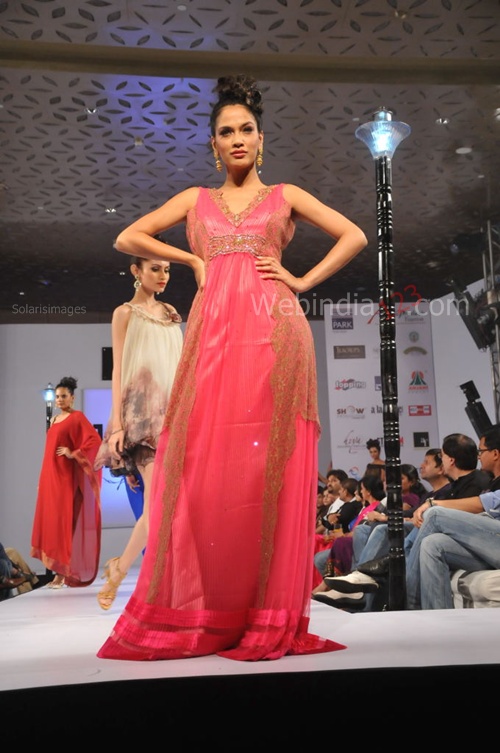India+Fashion+Street