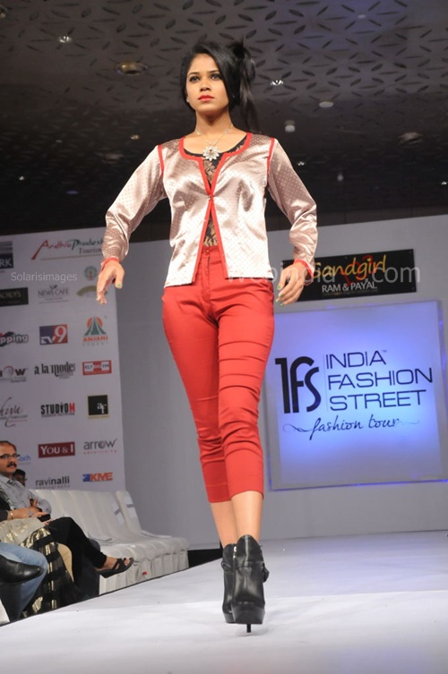India+Fashion+Street