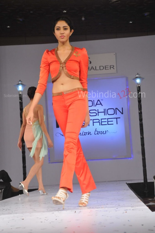 India+Fashion+Street