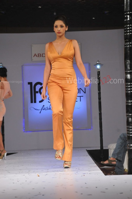 India+Fashion+Street