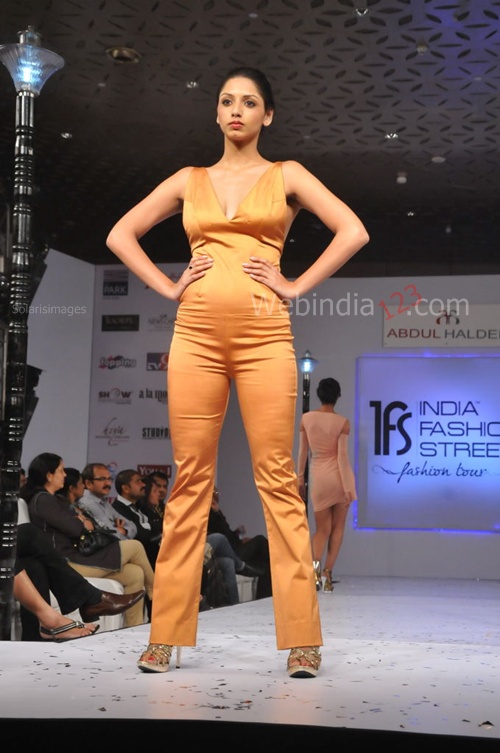 India+Fashion+Street